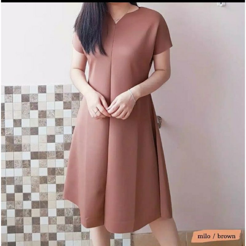 MIDI DRES LEHER V DRES MIA CREP DRES WANITA TERBARU DRES PE5TA WANITA CESUAL DRES PESTA WANITA JUMBO DRES WANITA KOREAN DRES WANITA LENGAN PENDEK  DRES WANITA DEWASA DRES DASTER WANITA JUMBO KEKINIAN  DRESS WANITA TERBAU 2023  SIZE M L XL XXL XXXL