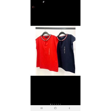 TOP BY T*MMY H  Dolman sleeves by T*mmyH