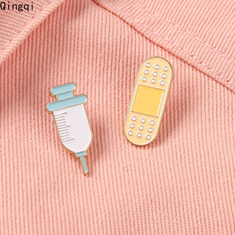 Bros Pin Enamel Bentuk Jarum Suntik Bahan Logam Untuk Kerah Kemeja