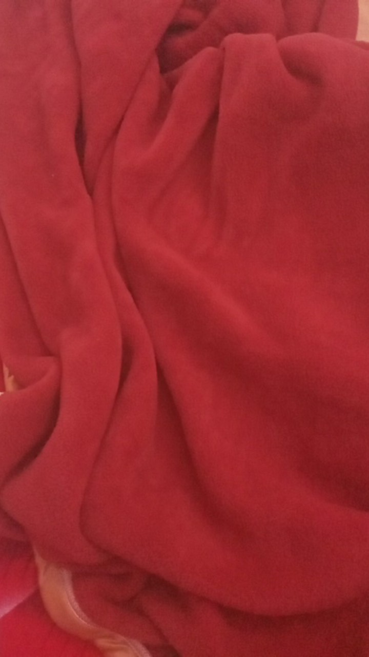 Selimut Hotel Polos Jumbo Uk 150x240, Bahan Emen (lembut Dan Nyaman Dipakai)