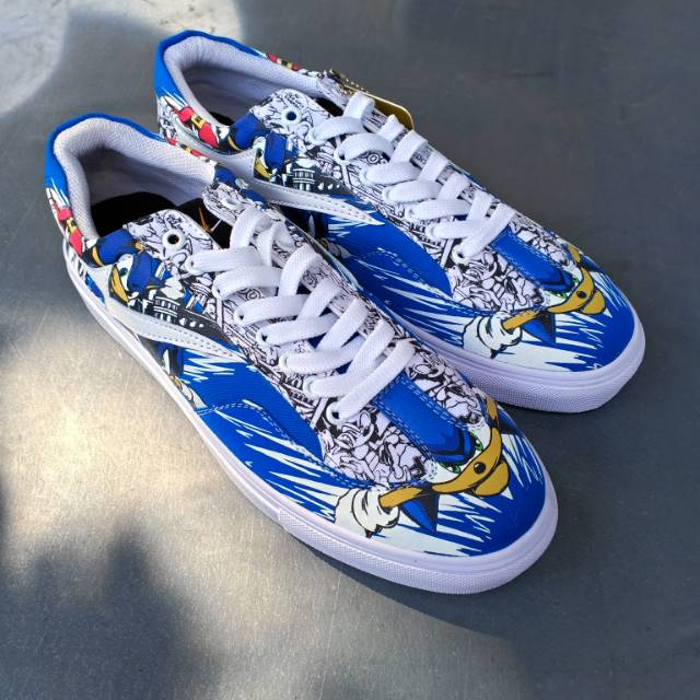 Sepatu Homskin X Sonic Limited Edition