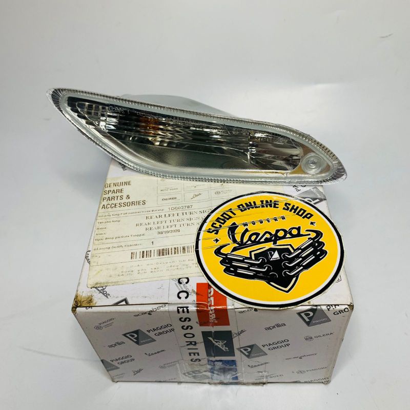 Lampu Sen Belakang Vespa Sprint Primavera Kiri / Lampu Sein Vespa Sprint Primavera