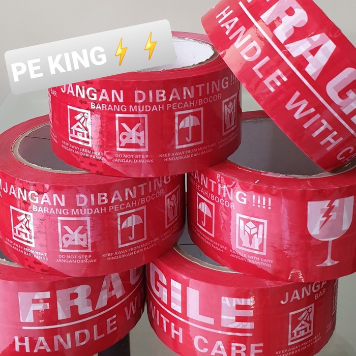

Eksklusif Isolasi Lakban Fragile Merah JANGAN DIBANTING 90yd KirimKilat Surabaya Trendi