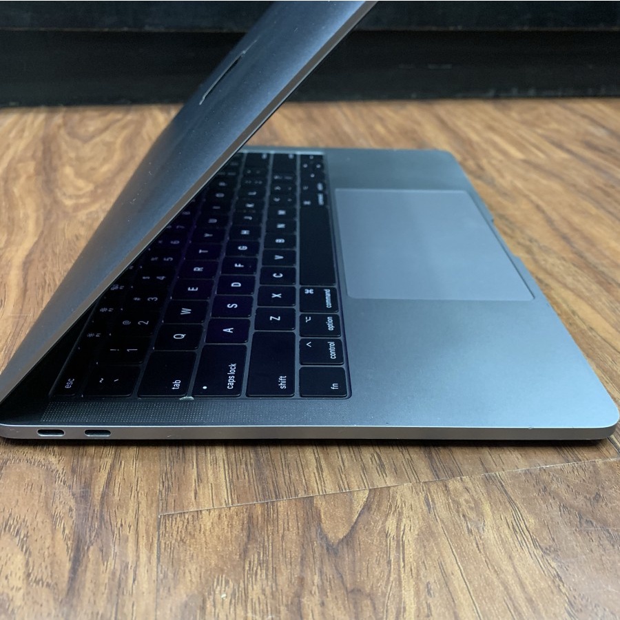 Macbook Pro Rerina 13-inch ci5 Ram 8GB SSD 256GB 2017