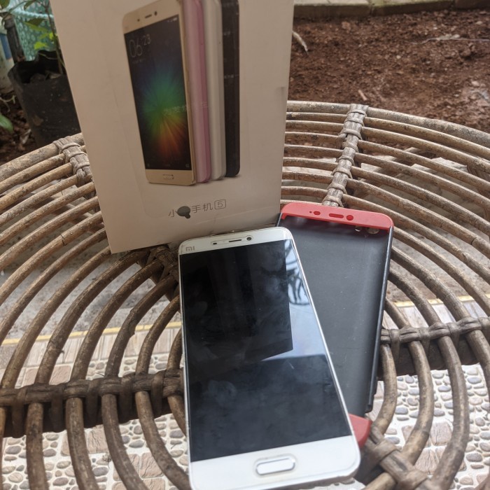 Handphone Xiaomi Mi5 Prime 3/64 Second Bekas Normal