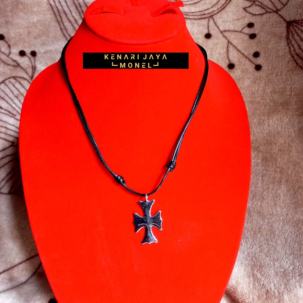 Kalung independent baja putih original