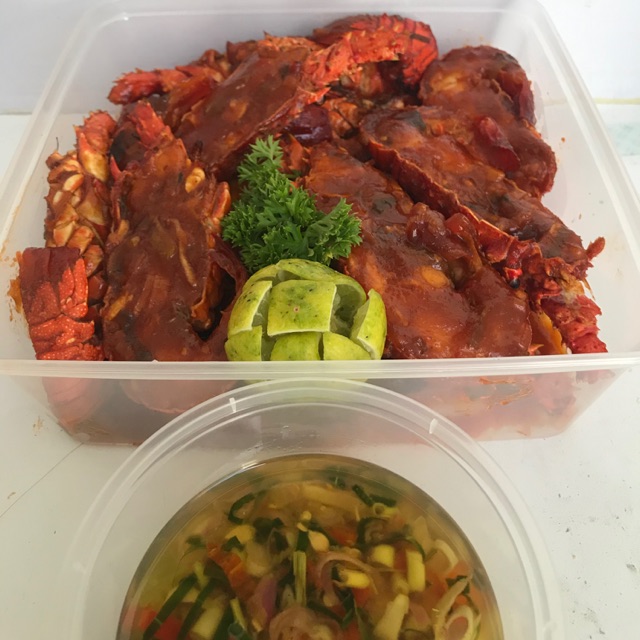 

Masakan lobster iLovbster bumbu bali sambal matah 1kg isi 6-7