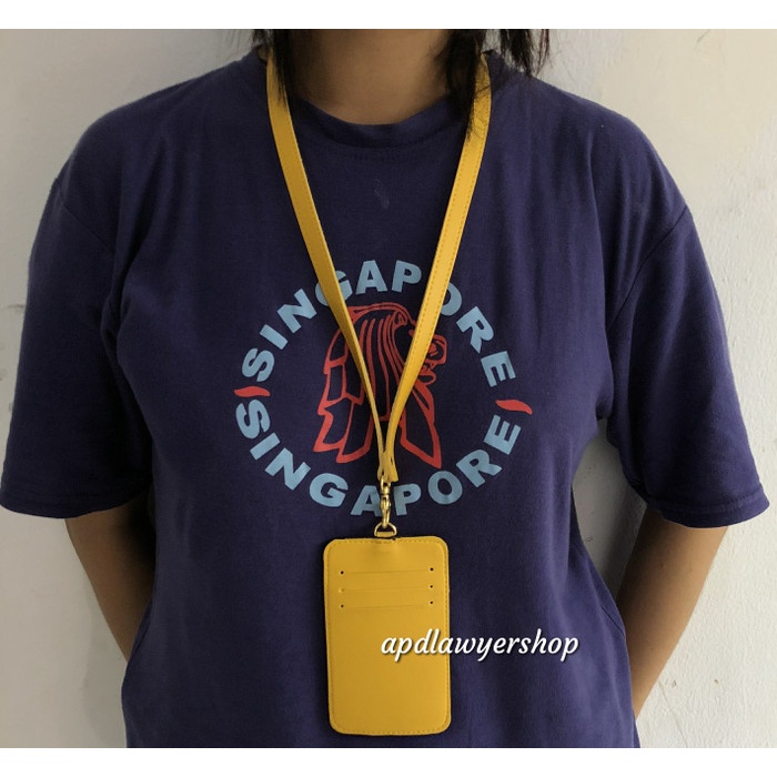 

Terlaris Name Tag Id Card Holder Tali Kulit Kuning 4 Slot Card Kwalitas Bagus Murah