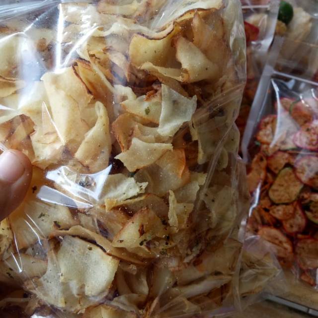 

Keripik gurih daun jeruk 13.000 ukuran 1/2kg