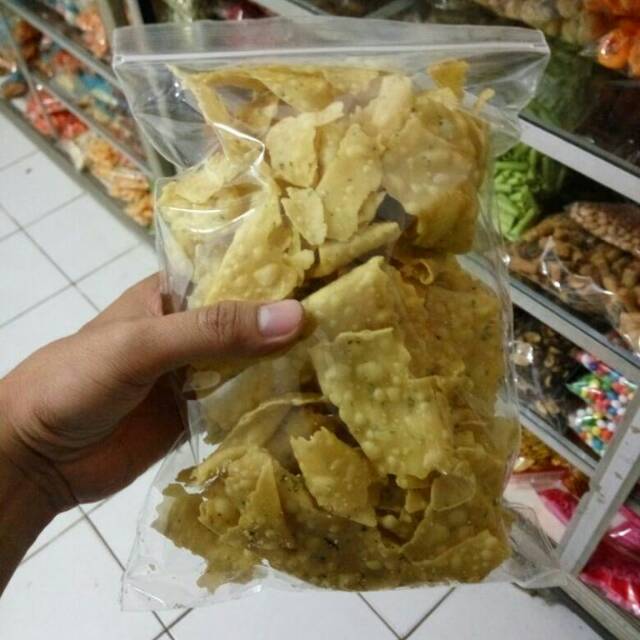 

Pangsit Goreng ragam camilan