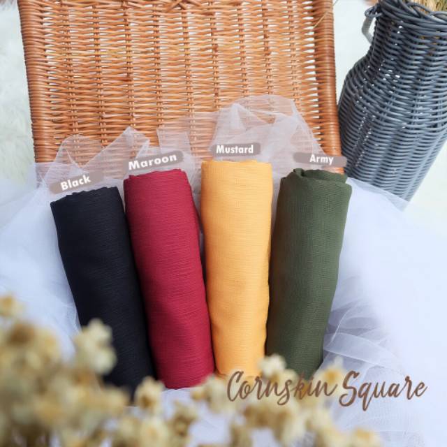 Hijab Cornskin Square Jahit Tepi ukuran 110x110cm