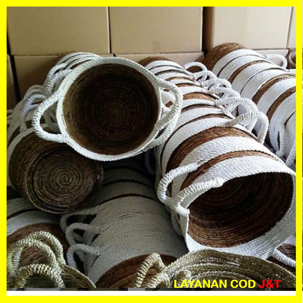 KERANJANG / COVER POT / TEMPAT LAUNDRY / ANYAMAN PELEPAH PISANG DIAMETER 30 CM X 25 CM JUAL SATUAN
