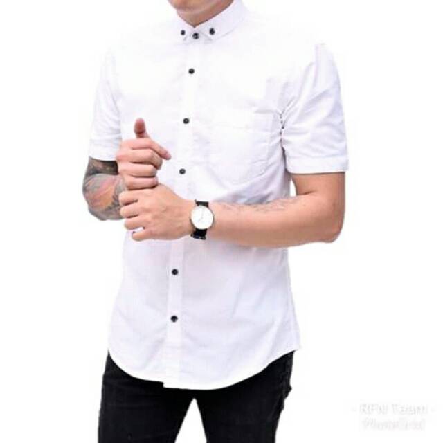 Hem cowok .hem polos.kemeja lengan pendek. Baju pria.baju resmi