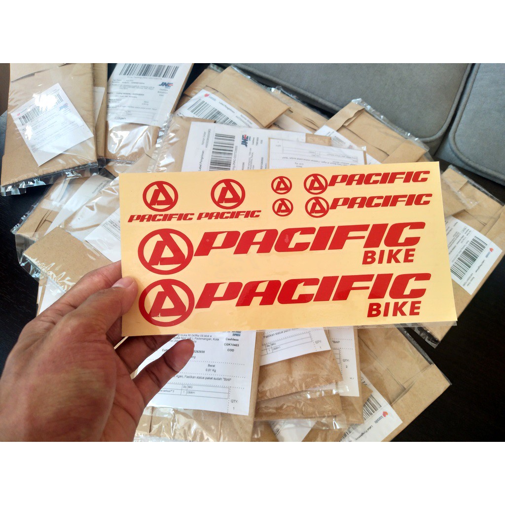 Cutting Stiker Pacific Variasi Sepeda Sticker Frame Aksesoris Body Style Lipat Keren Decal Striping Bike Road Fixie Mtb Balap Timbul Universal Murah Reflective Nyala Tahan Air Bodi Hologram Batang Gunung Anak Sepedah Kustom Modif