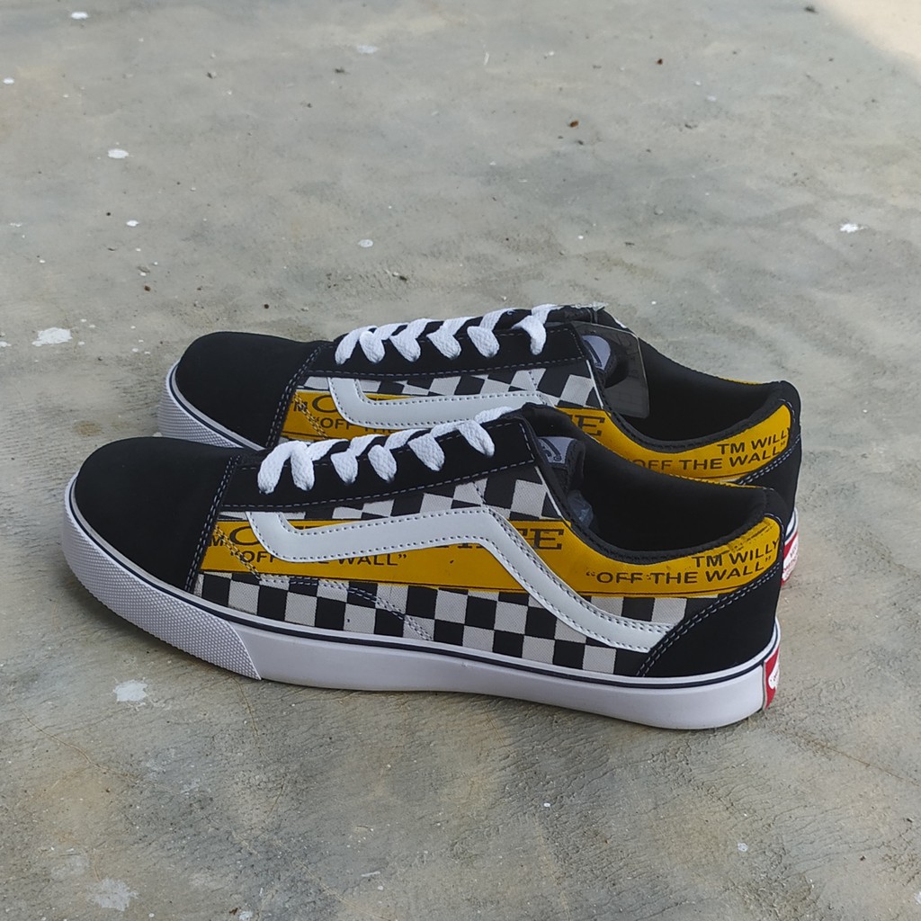 SEPATU VANS OFF WHITE OLDSKOOL CHECKERBOARD