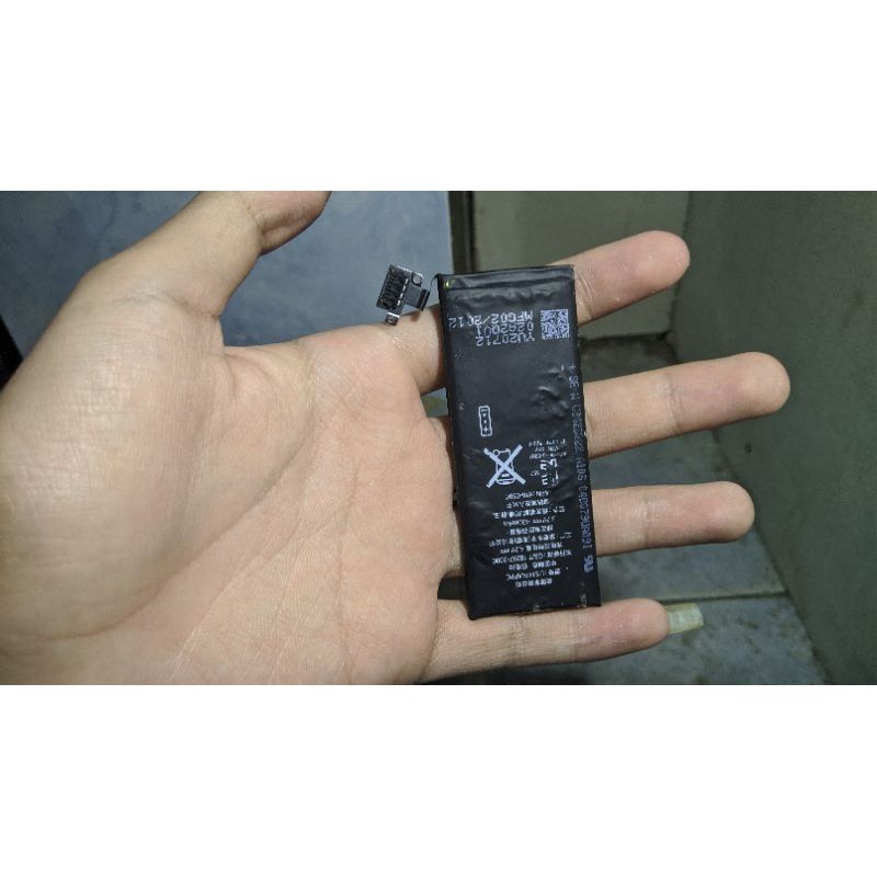 (Copotan) baterai iphone 4s original pabrik bekas health 85%
