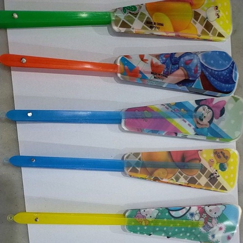 KIPAS TANGAN TANGKAI MOTIF KARAKTER LUCU/ KIPAS TANGKAI TANGAN MOTIF RANDOM PER PCS