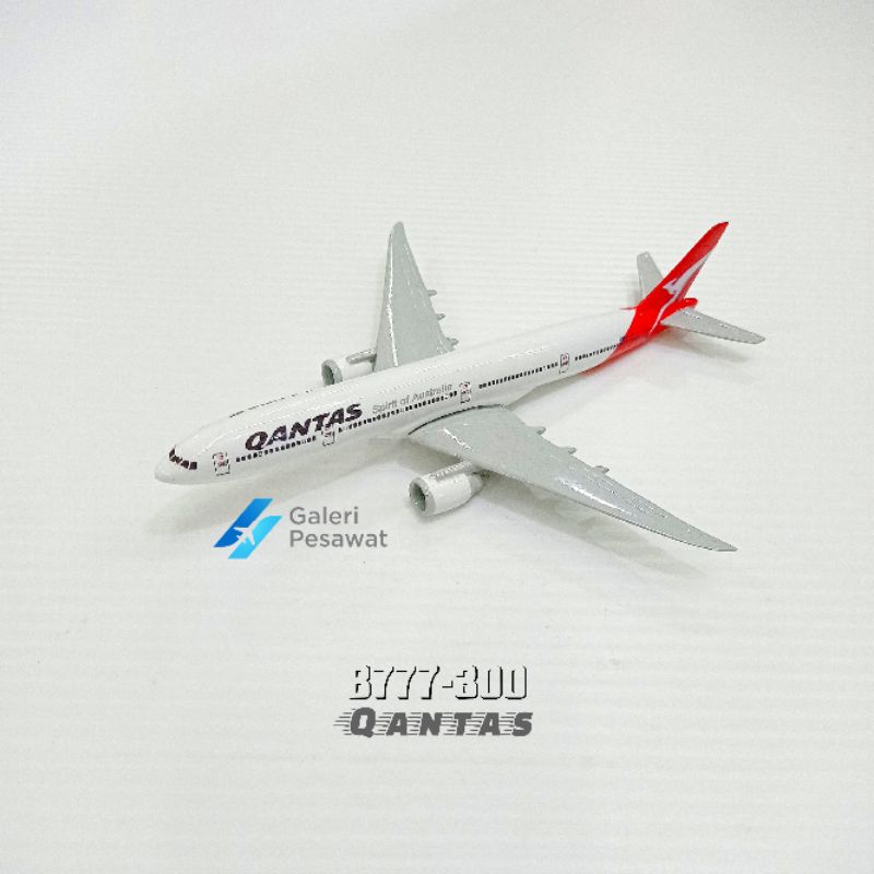 Miniatur Replika Pesawat QANTAS