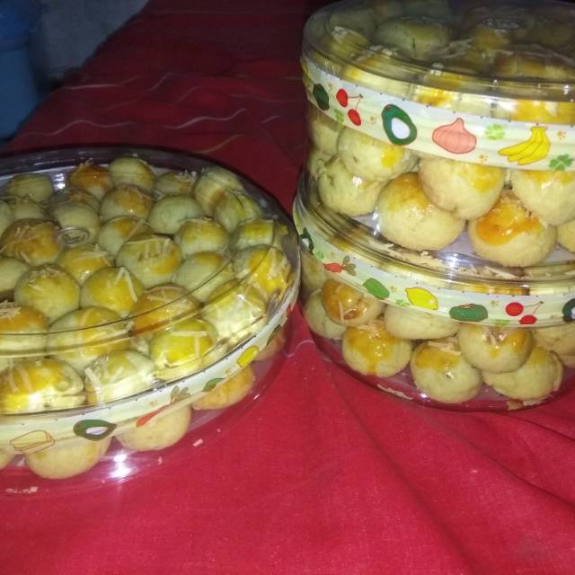 

Kue kering Nastar
