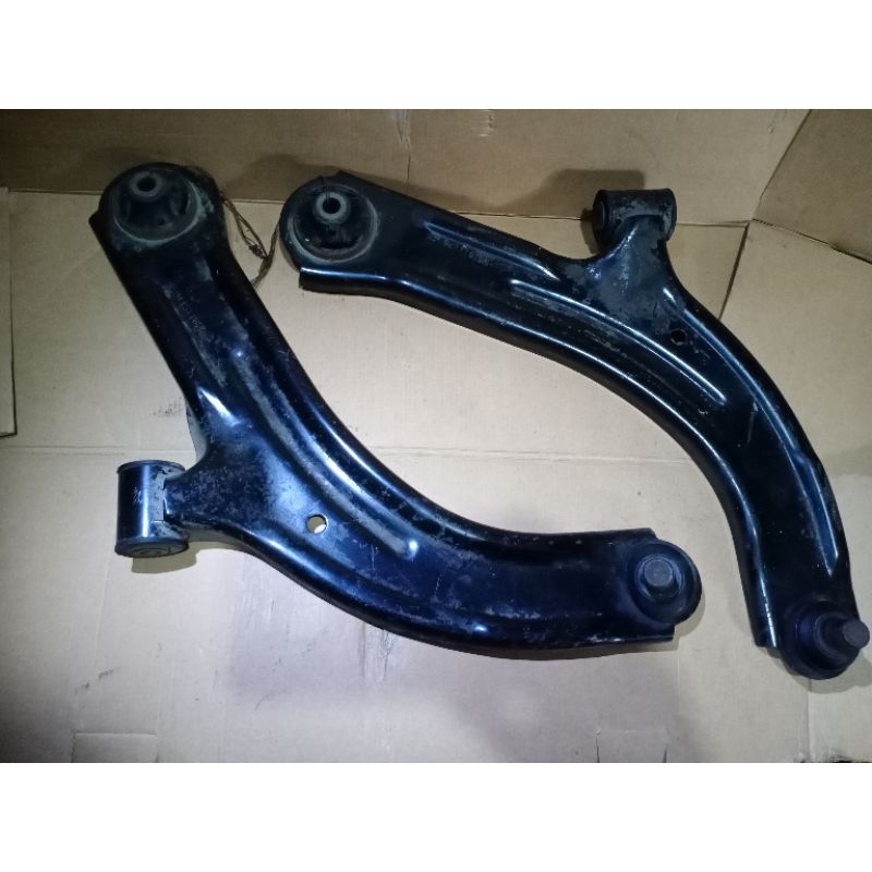 Lower Arm arem Livina Original 1pcs