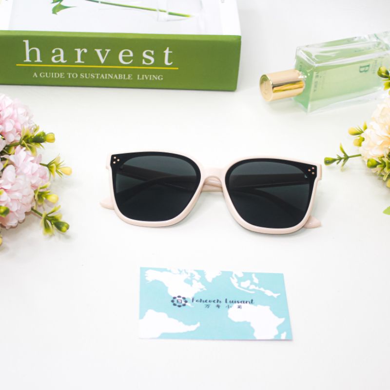 Forever Luisant Kacamata Unisex Pria & Wanita Gaya Vincenzo Cassano Corn Salad (White)