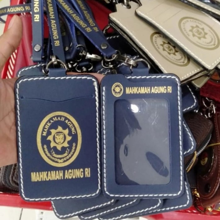 

Unik Nametag Id Card Mahkamah Agung (Biru) Bergaransi