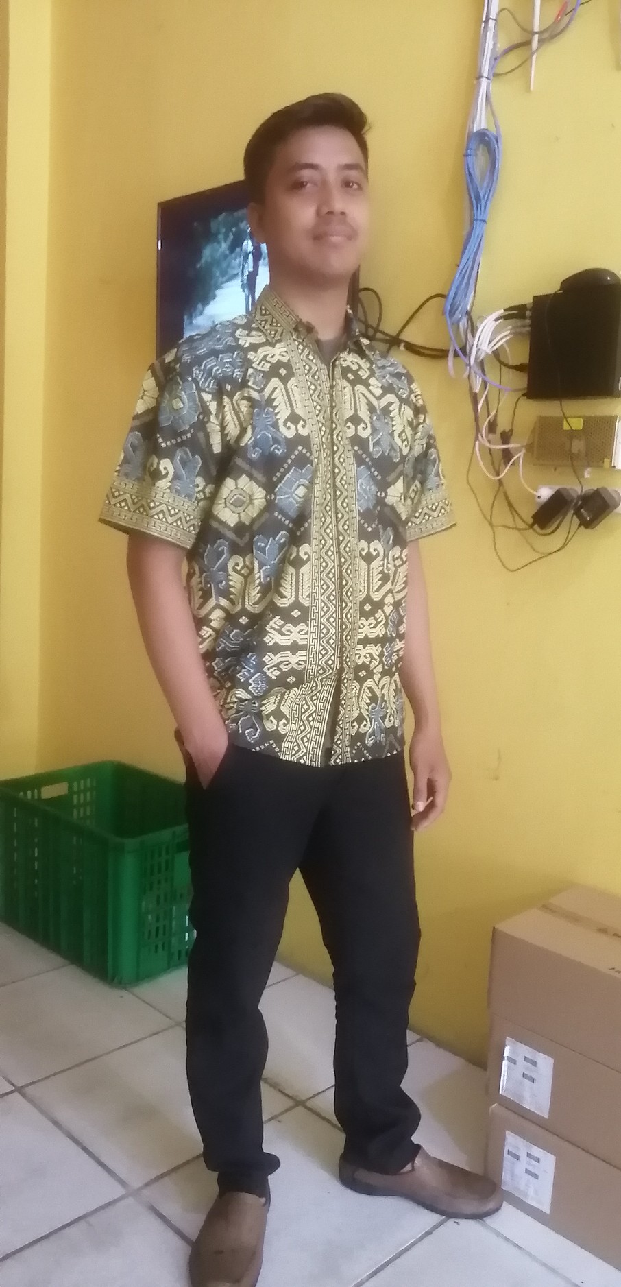 Kkemeja Batik Pria Modern Slim Fit Lengan Panjang Odl 142