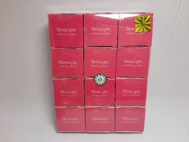 CREAM SKINLIGHT WHITENING ORIGINAL LUSINAN