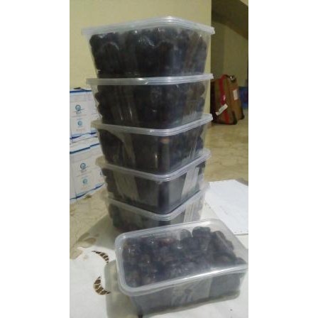 

Kurma Nabi / Kurma Ajwa Madinah