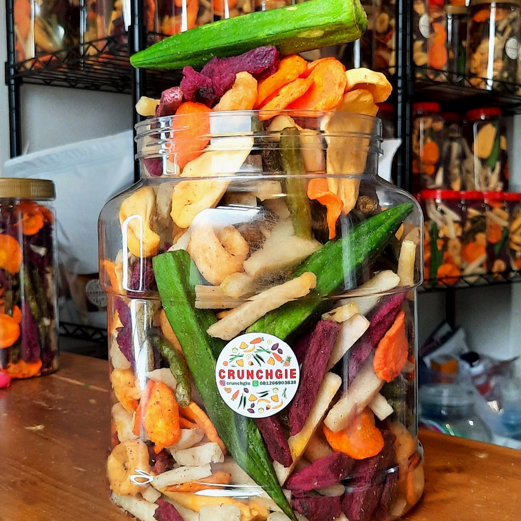 

QH 3L Crunchgie Keripik Sayur Crispy Keripik Sayur Buah MIx Snack Sehat Diet