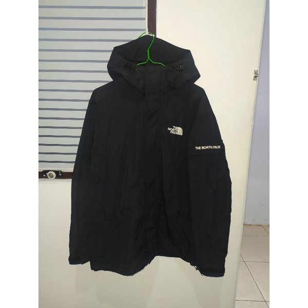 Jaket tnf saku samping