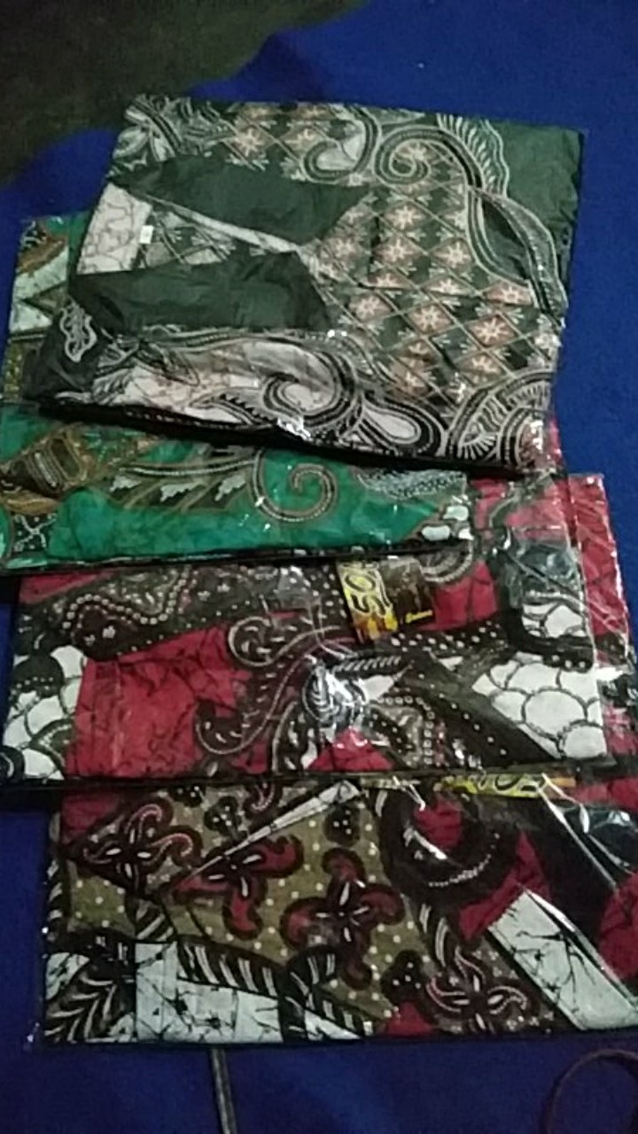 Hem Batik Pria Lengan Pendek Modern,kemeja Batik Pria Lengan Pendek,baju Batik Pria Terbaru