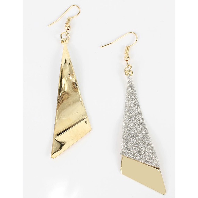 LRC Anting Gantung Fashion Golden Long Triangle Frosted Hollow Earrings K44351