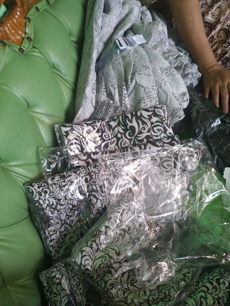 Kebaya Anak / Kebaya Brokat Anak / Kebaya Anak Wisuda / Kebaya Ansak Sd / Kebaya Duyung Anak /