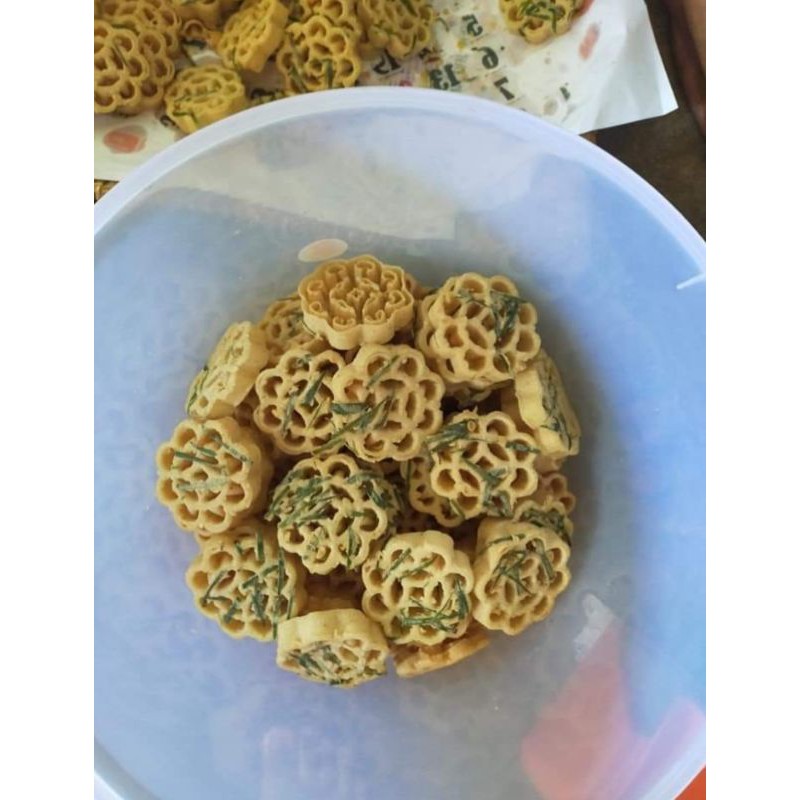 

Kembang Goyang