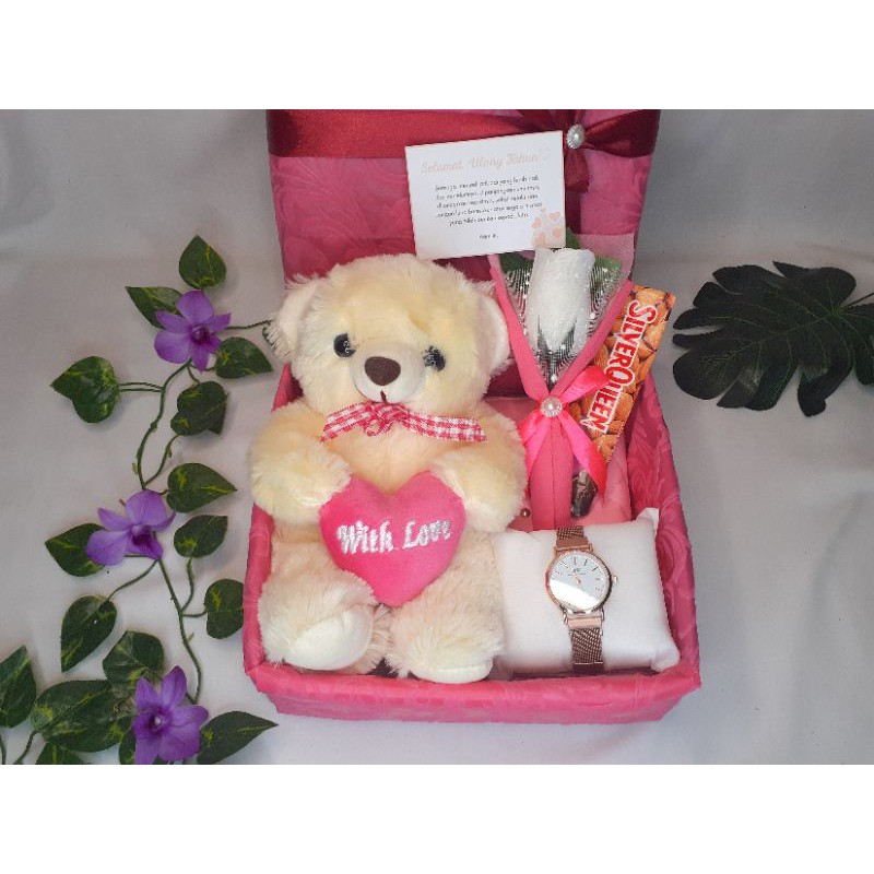 

Kado Ulang Tahun Murah / Kado Annive