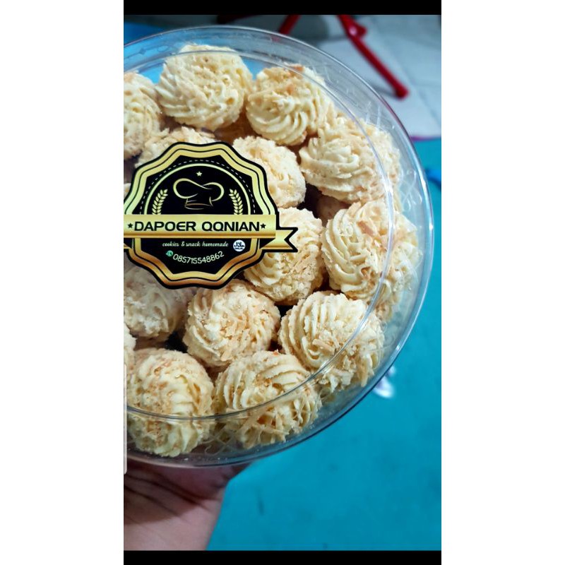 

KUE SAGU KEJU DENGAN KEJU DENGAN BATTER WISMAN