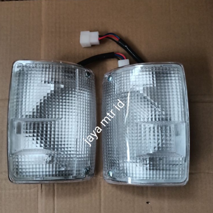 lampu sen Isuzu panther harga sepasang kanan kiri