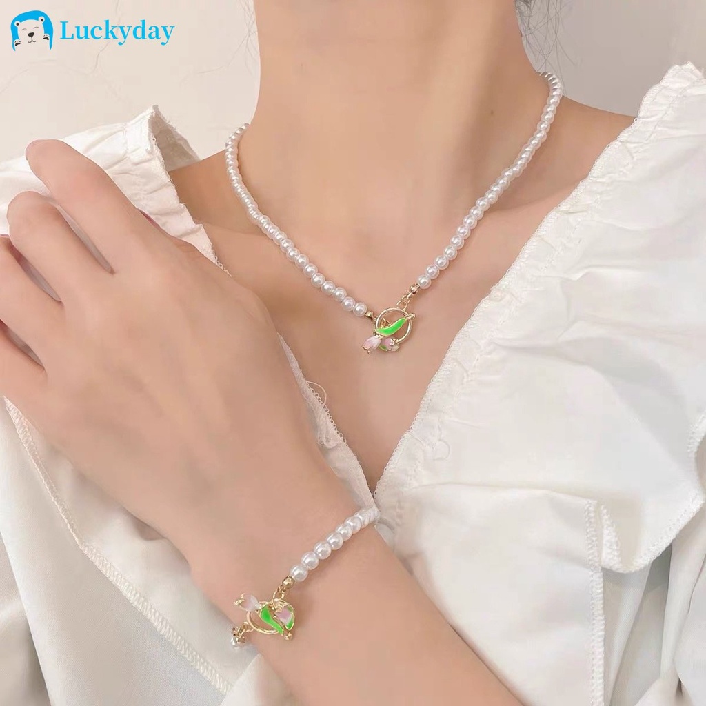 YEEZII Set Kalung + Gelang + Anting Tusuk + Cincin Motif Bunga Tulip Aksen Mutiara Untuk Perhiasan Wanita