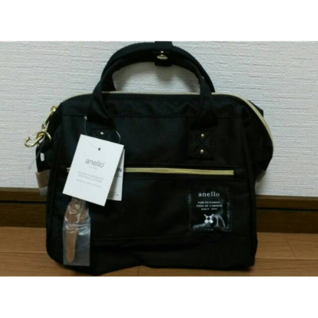 Anello sling bag