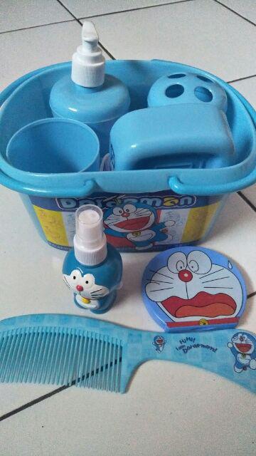 Bathset Set Perlengkapan Peralatan Mandi Doraemon