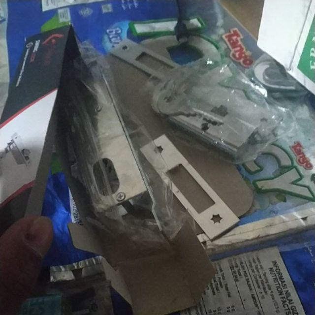 Kunci Pintu Geser Sliding Alumunium 8423
