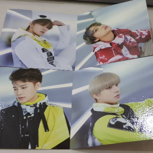 [Sharing] NCT 127 Superhuman Kihno Official Folded Photocard/PC : Mark/Taeyong/Jungwoo/Yuta/Taeil