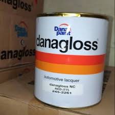 Cat Danagloss warna merah