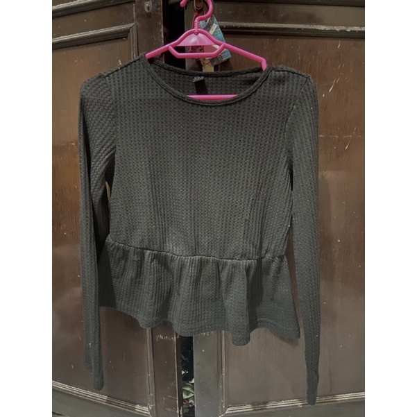 Preloved Shein Peplum Top