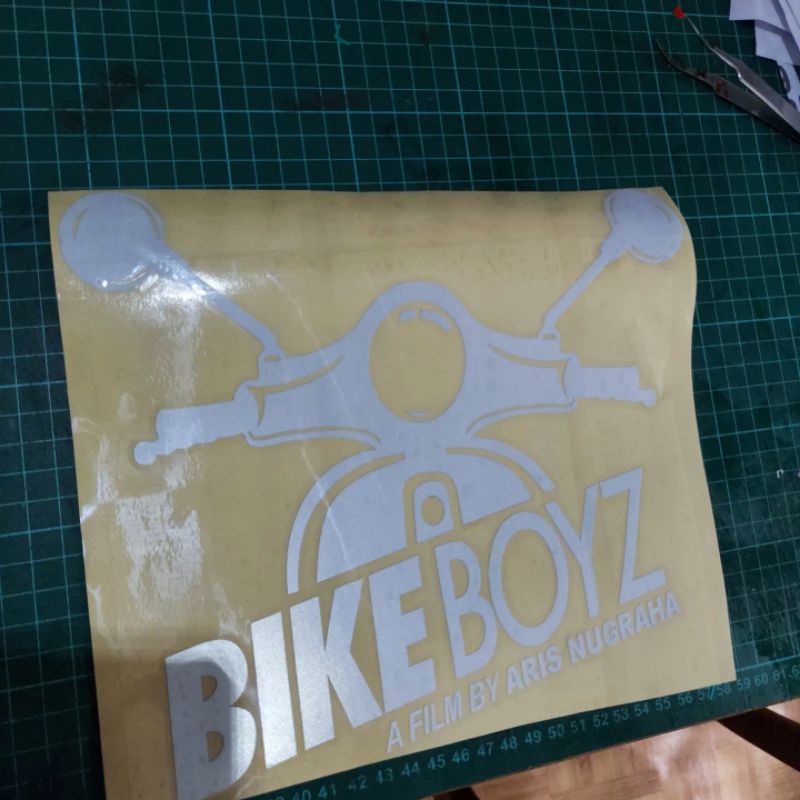 

Sticker Cutting Bike Boyz isi 1 pcs