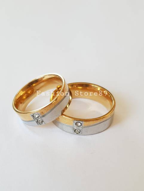 Cincin nikah import antikarat / cincin kawin / cincin emas titanium / couple /cincin couple permata