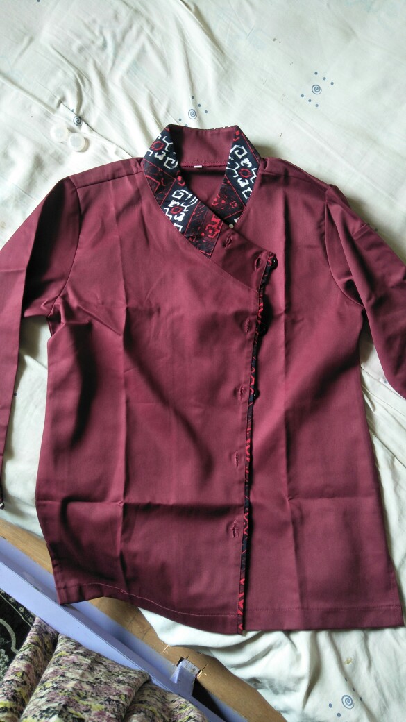 Baju Chef Kombi Batik Wanita