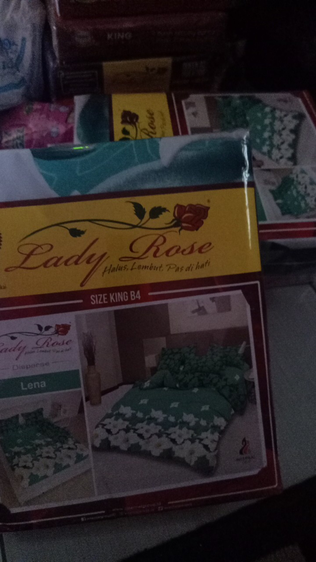 Sprei Lady Rose Bantal 4 180x200 T20 Motif Hindia Shinta Luxio Shinta Chiqa Sp180b4ldr Sleepwell