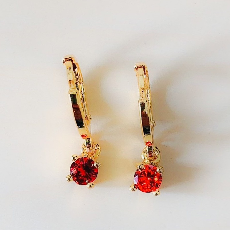 Anting Wanita /Anak Model Liontin Merah Gold